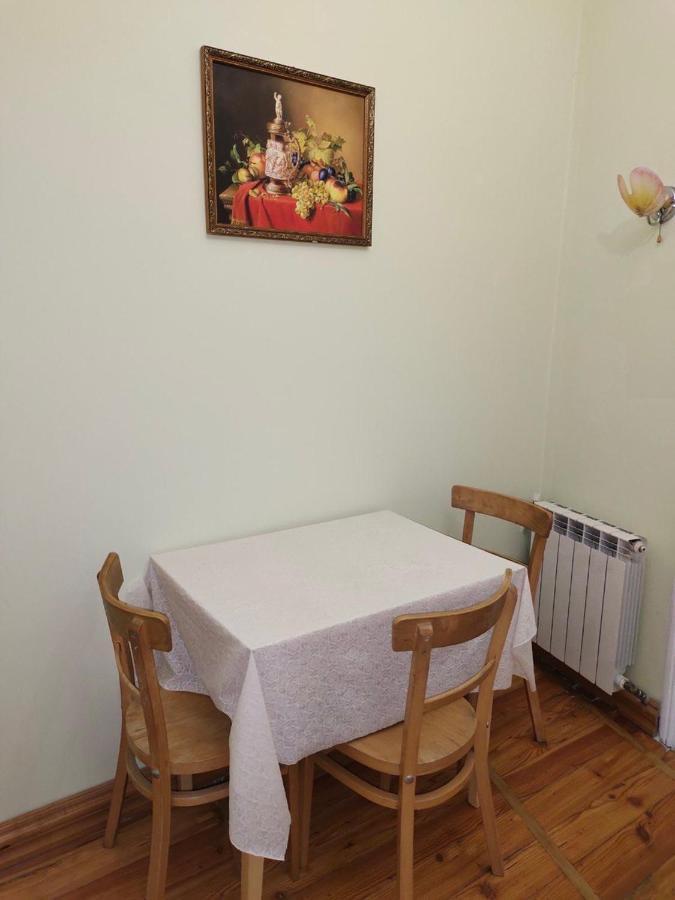 Rose Apartment Lviv Ngoại thất bức ảnh